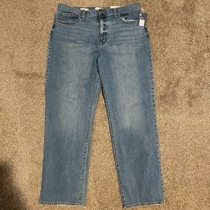 Universal Thread- Vintage Straight Jeans- Size 18 NWT